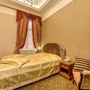 Guest Rooms Lomonosova 14 בית הארחה סנט פטרסבורג